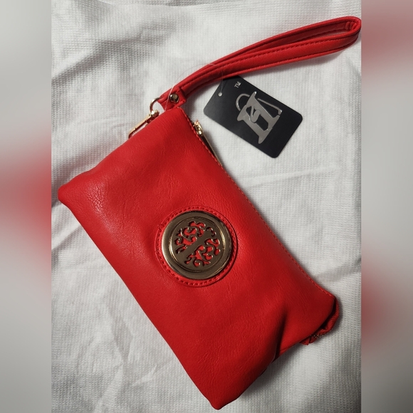 H, RED PURSE, DECOR ON FRONT, CROSSBODY/SHOULDER OR WRISTLET STYLE BAG - Picture 10 of 12